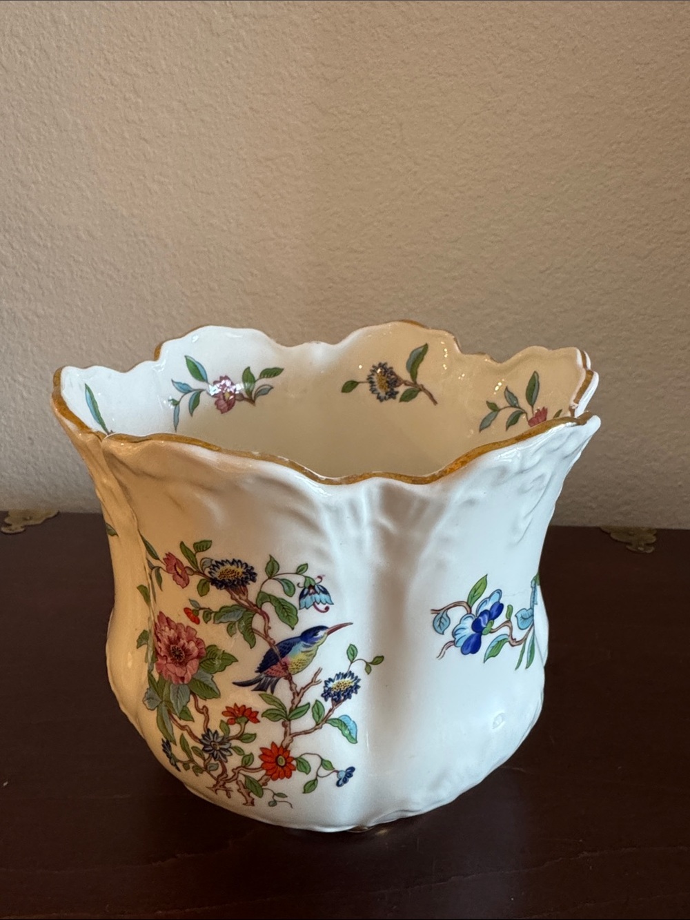 White Aynsley Floral Ceramic Planter with Gold Trim “Pembroke”